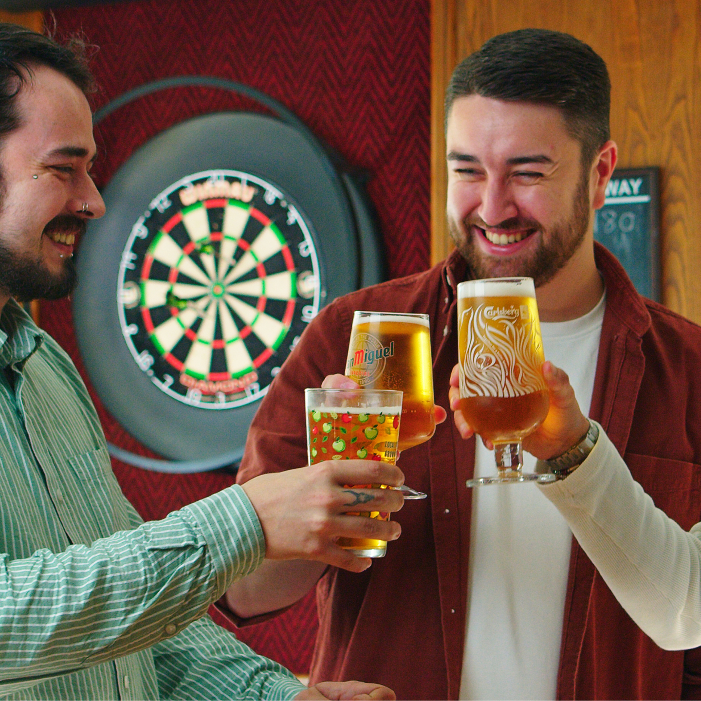 Raise a glass This Father's Day at The Queens Head in Markfield!